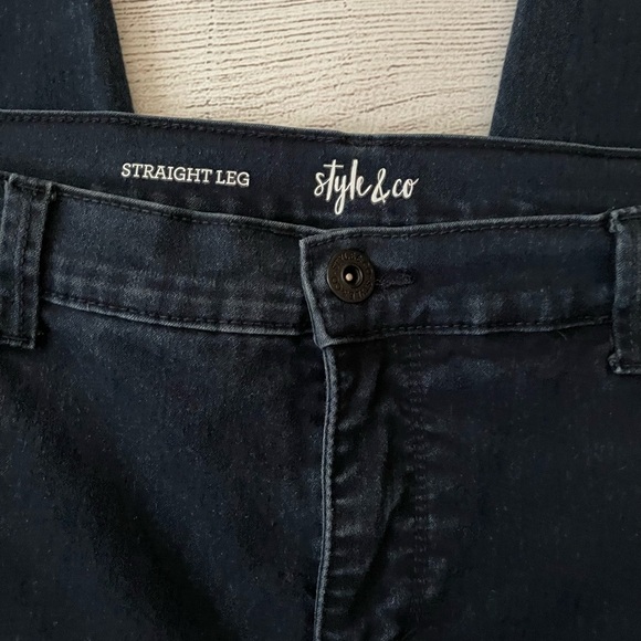 Women Style & Co High Rise Straight Leg Jeans - Picture 3 of 7